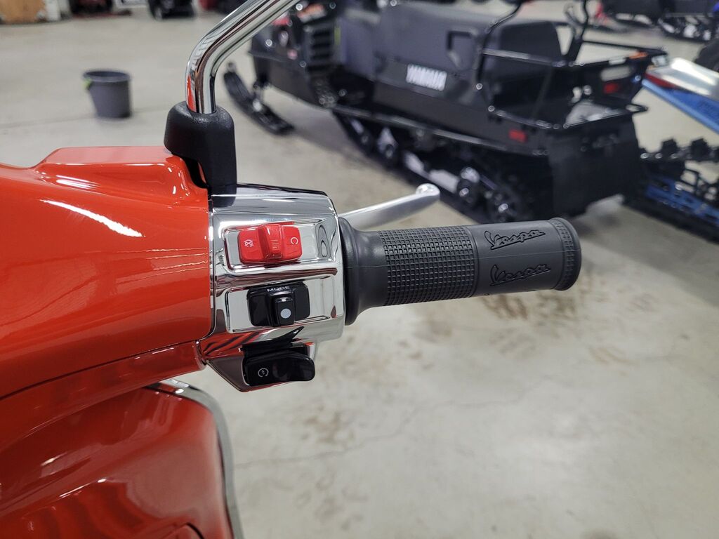 Vespa Primavera 50 2022