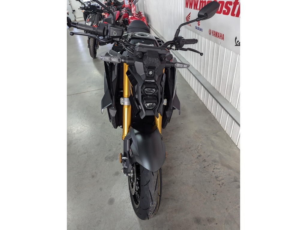 Suzuki GSX-S1000 2025