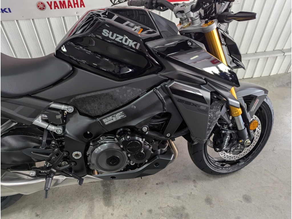 Suzuki GSX-S1000 2025