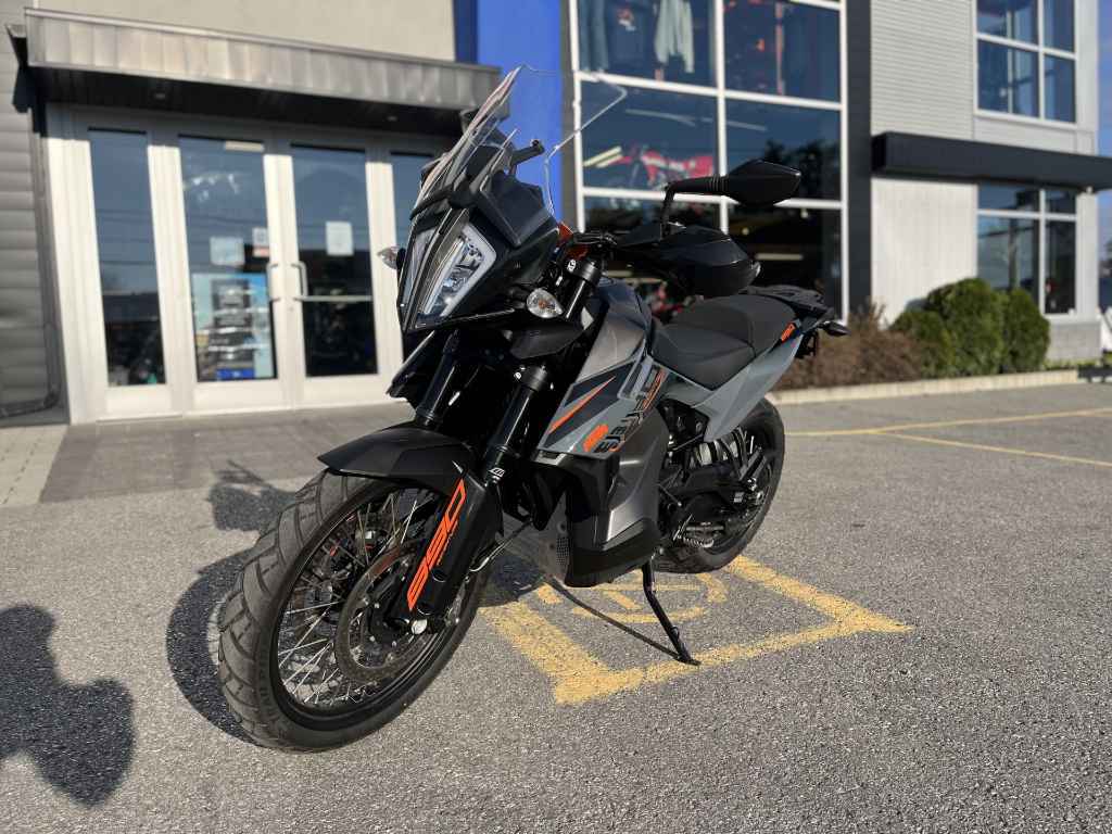 KTM 890 Adventure 2022