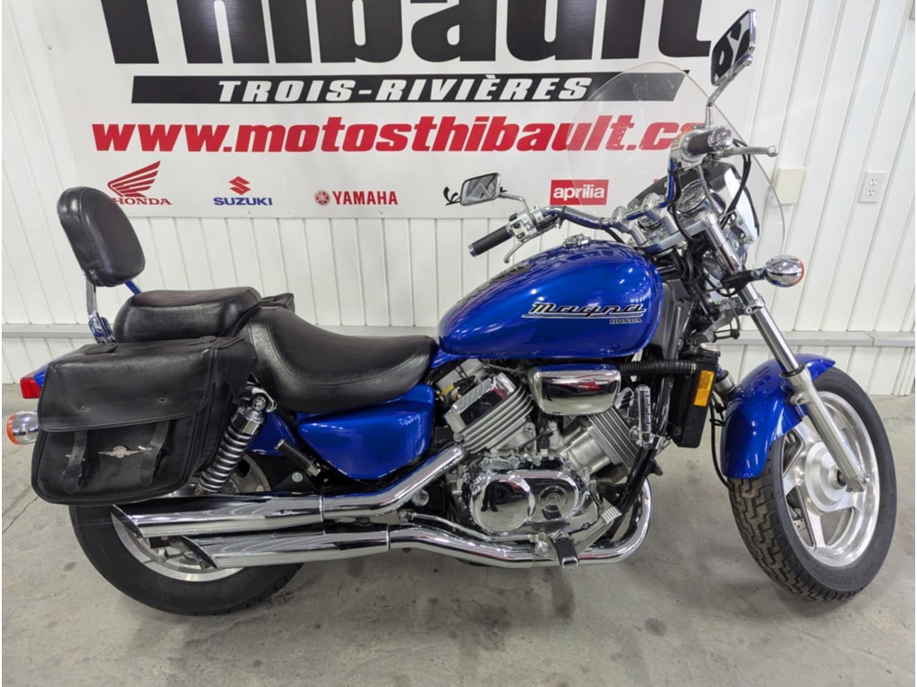Honda Magna 750 2003