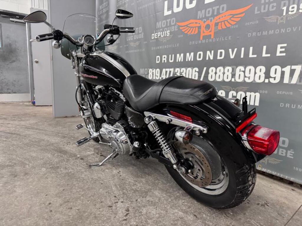 Harley-Davidson XL1200C Sportster 1200 Custom 2005