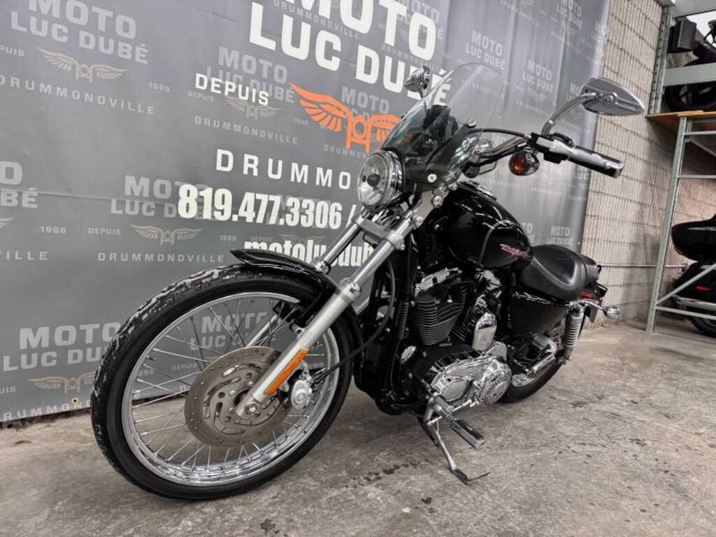 Harley-Davidson XL1200C Sportster 1200 Custom 2005