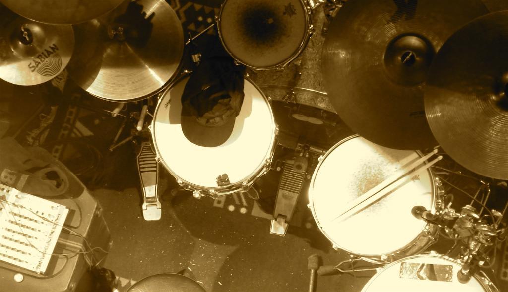 COURS DE BATTERIE / DRUM LESSONS MONTREAL