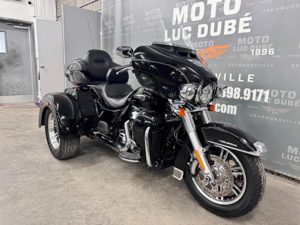 Harley-Davidson FLHTCUTG Tri Glide Ultra 2016