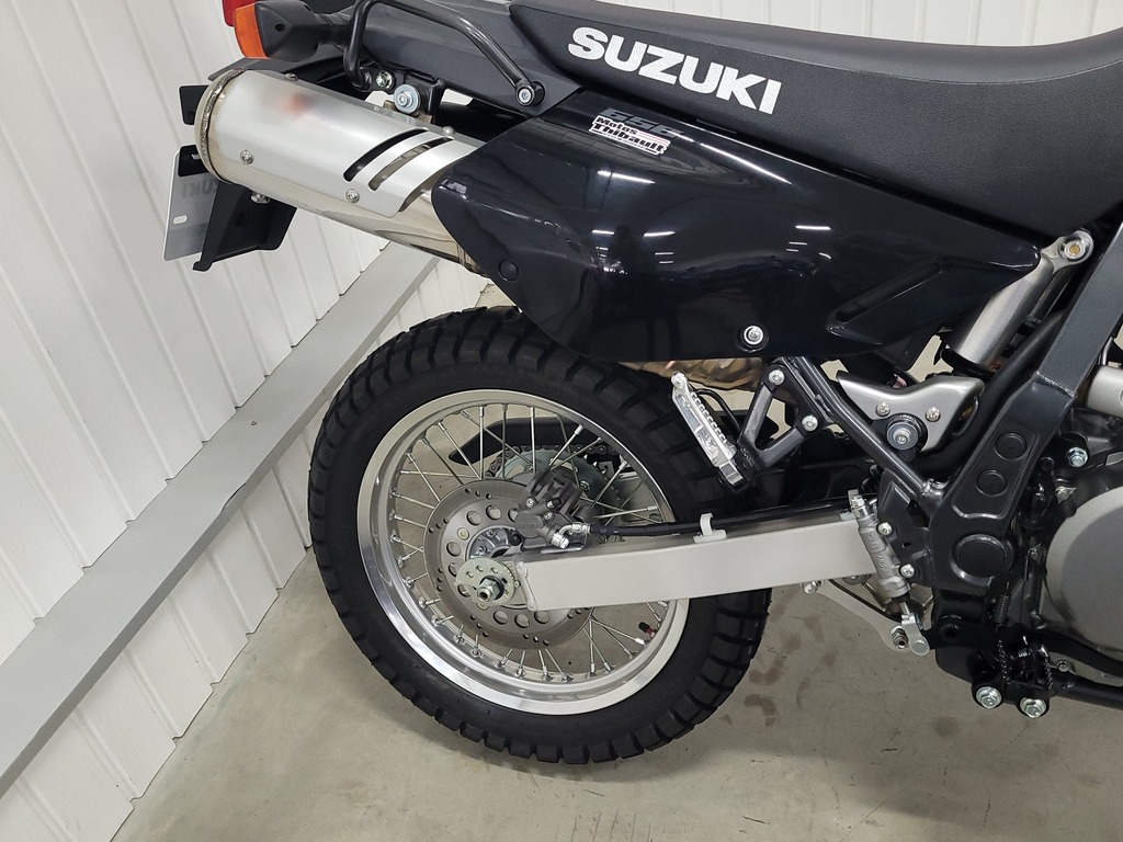 Suzuki DR650 2025