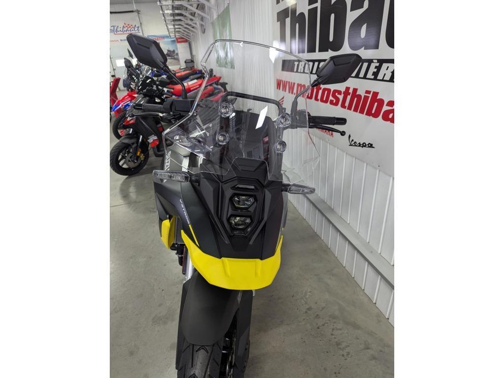 Suzuki V-STROM 800 2025