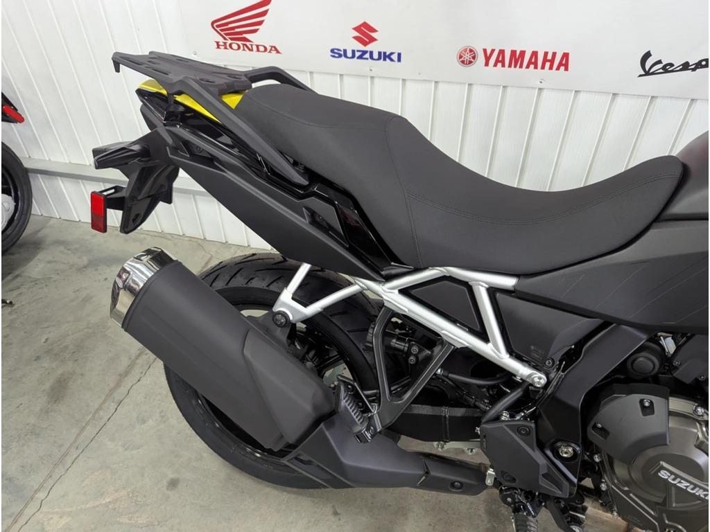 Suzuki V-STROM 800 2025