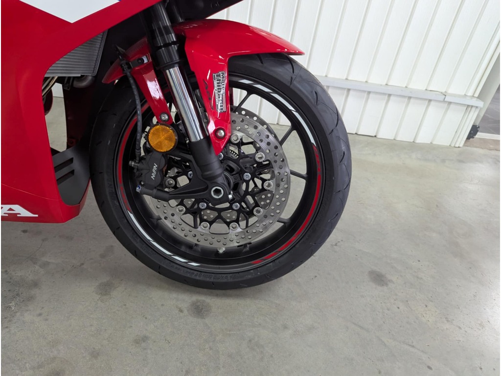 Honda CBR650R 2025