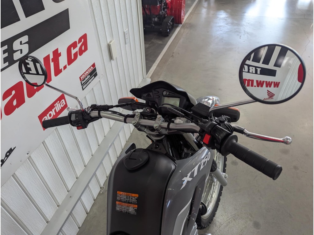 Yamaha XT250 2025