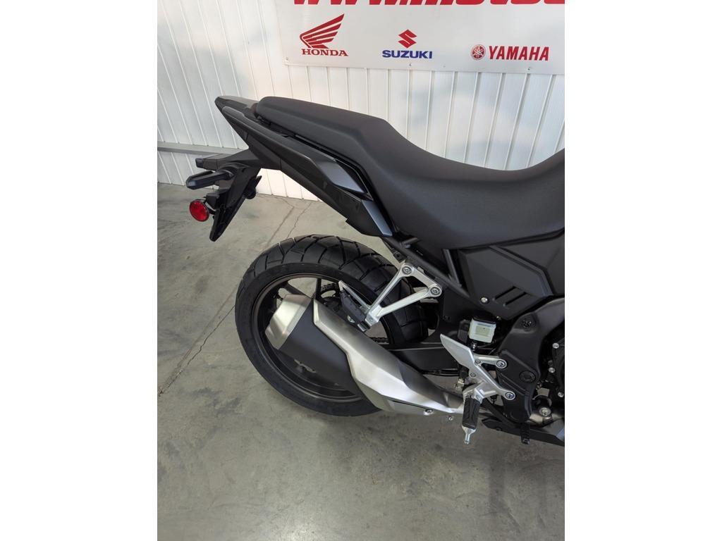 Honda NX500 2025