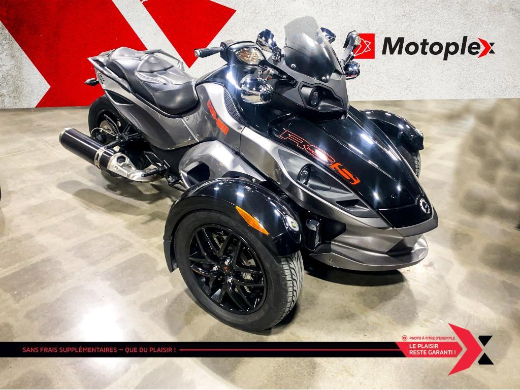 Can-Am SPYDER RSS SM5 AUDIO 2011