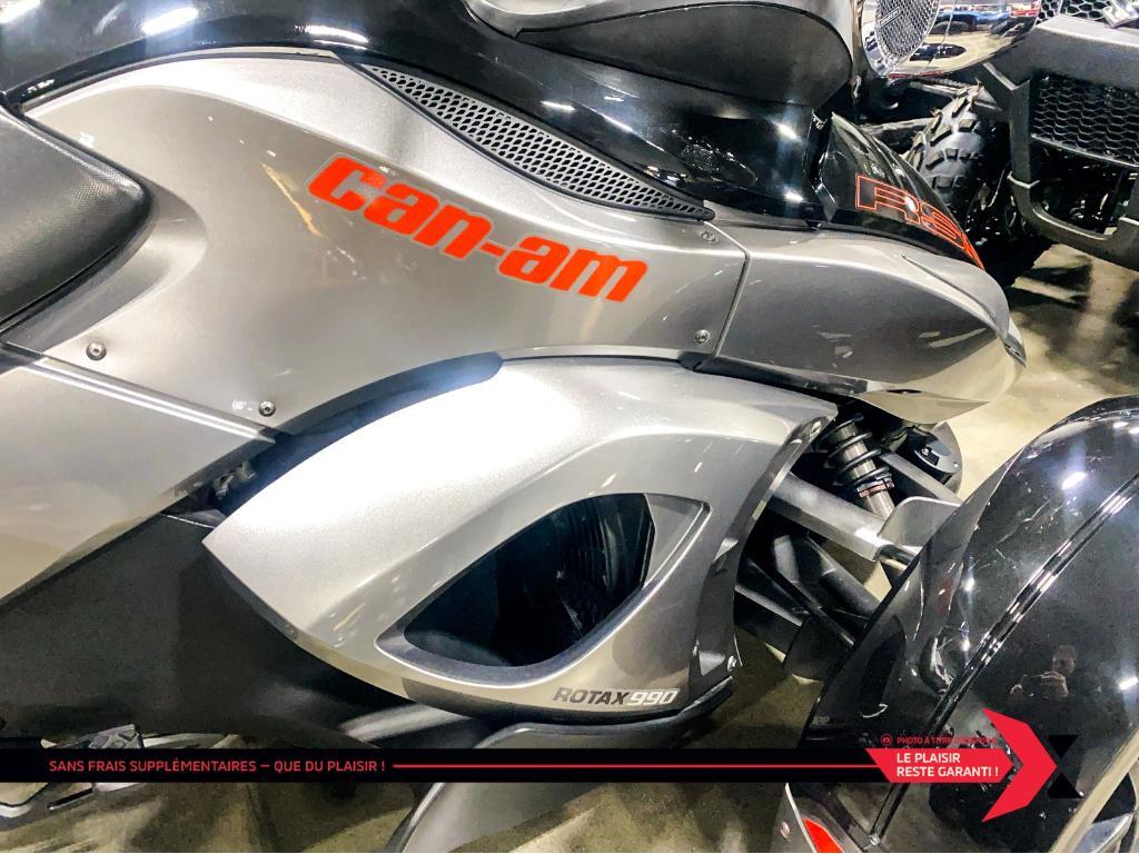 Can-Am SPYDER RSS SM5 AUDIO 2011