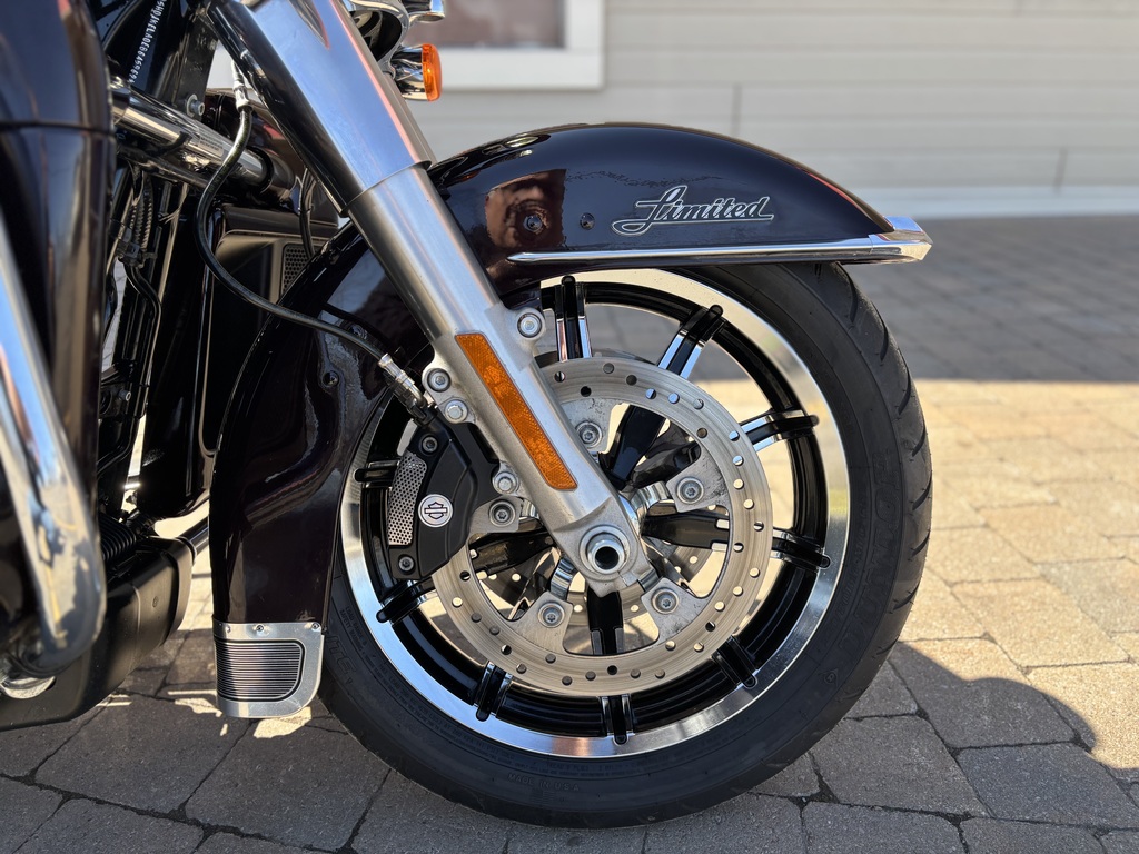 Harley-Davidson FLHTK Electra Glide Ultra Limited 2014