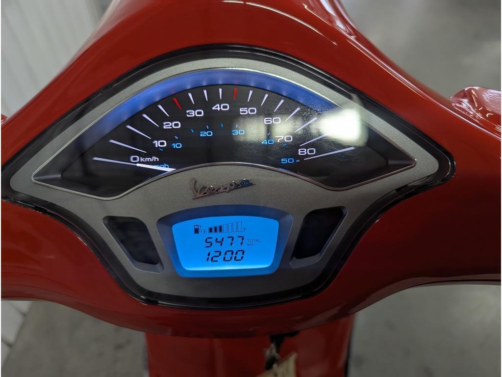 Vespa Primavera 50 2022