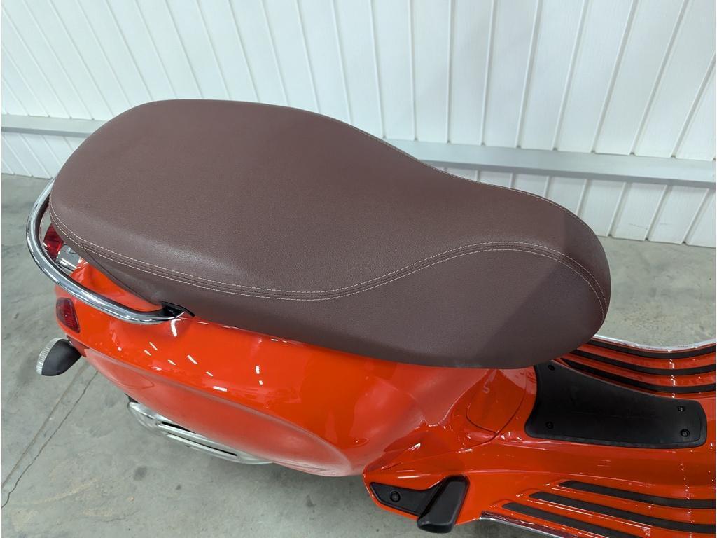 Vespa Primavera 50 2022