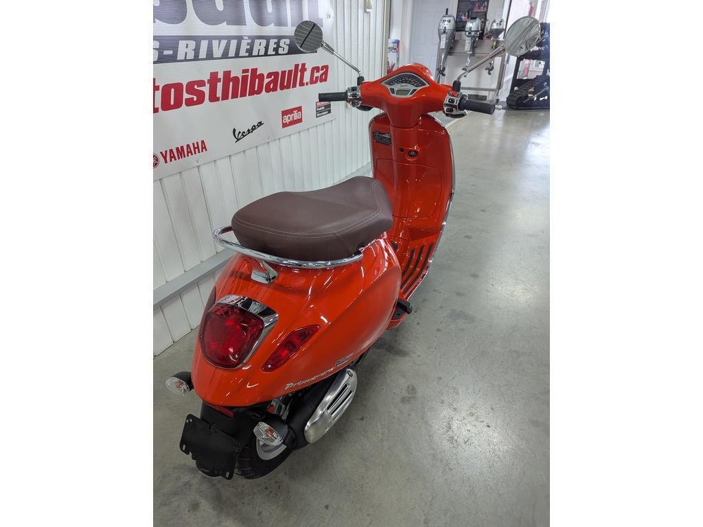 Vespa Primavera 50 2022