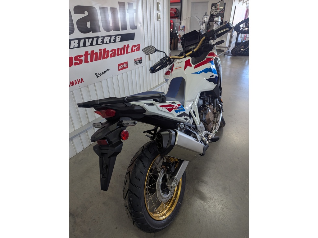 Honda Africa Twin Adventure Sports 2025