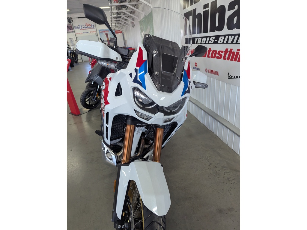 Honda Africa Twin Adventure Sports 2025