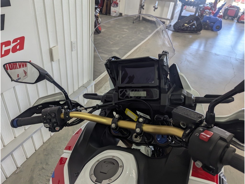 Honda Africa Twin Adventure Sports 2025