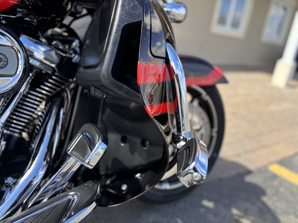 Harley-Davidson FLHTKSE CVO Ultra Limited 2017