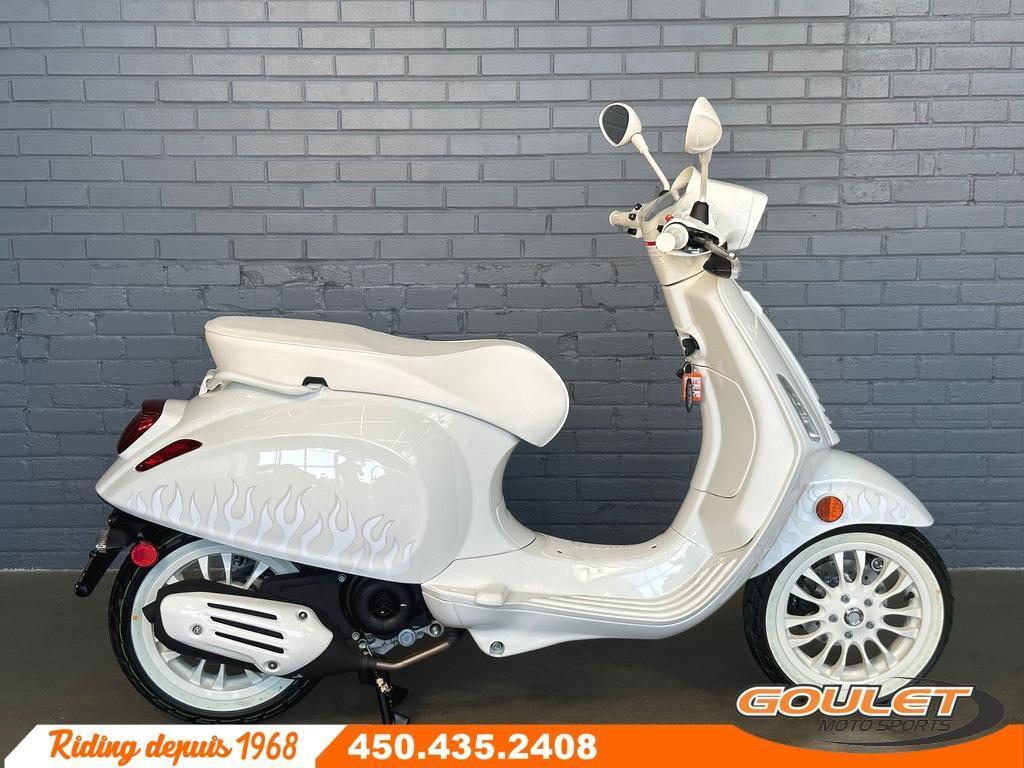 Vespa SPRINT 50 JUSTIN BIEBER 2022