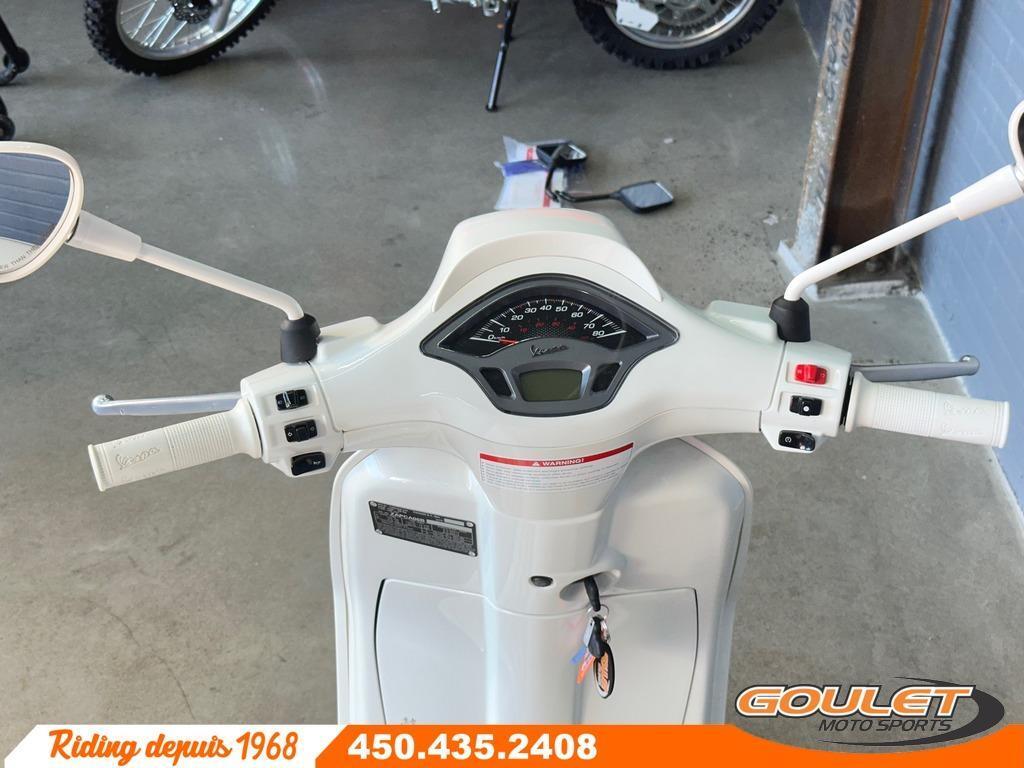 Vespa SPRINT 50 JUSTIN BIEBER 2022