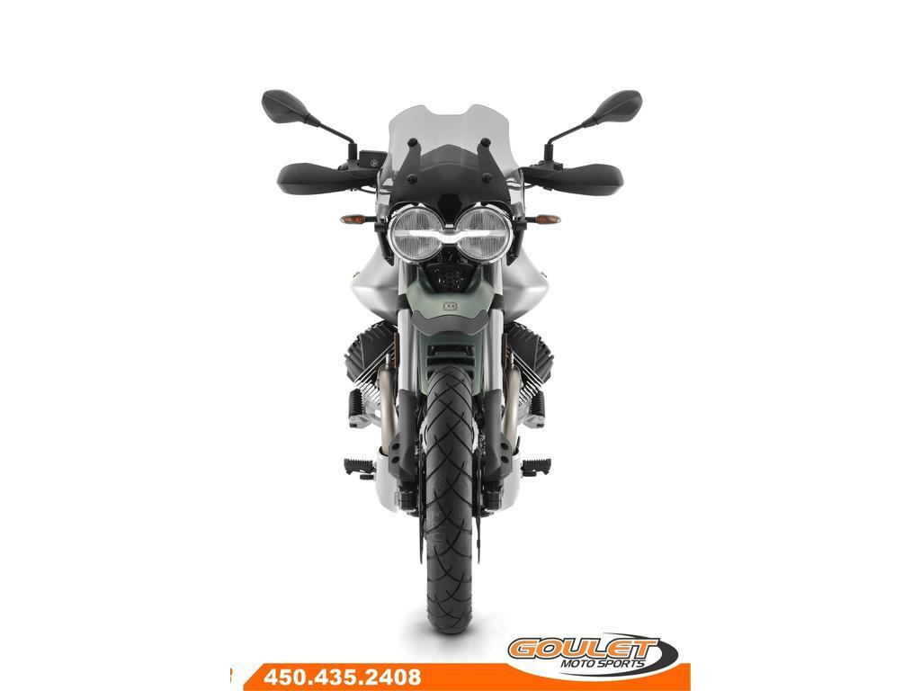 Moto Guzzi V85 2022