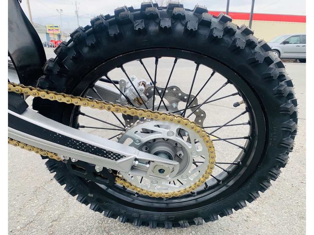 Apollo Motors RXF 2024