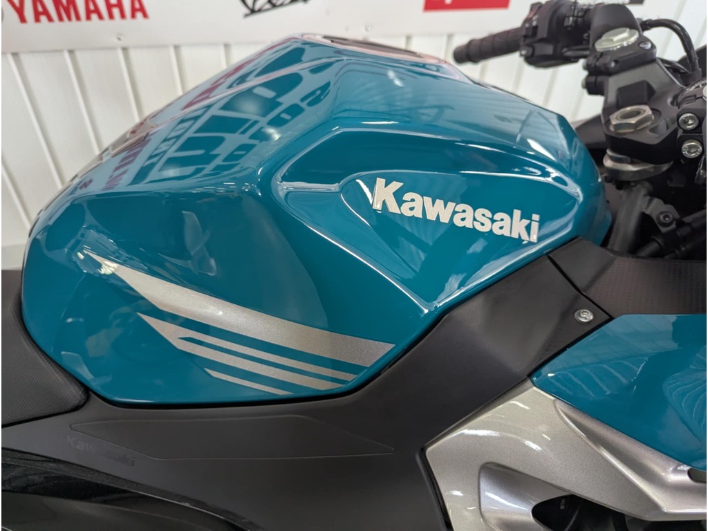 Kawasaki Ninja 400 2021