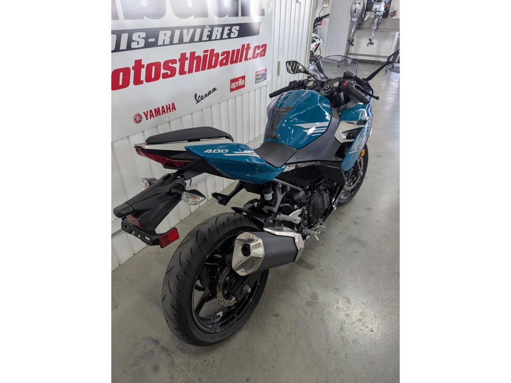 Kawasaki Ninja 400 2021