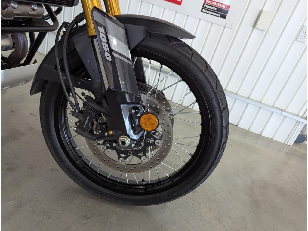 Suzuki V-Strom 1050DE 2023