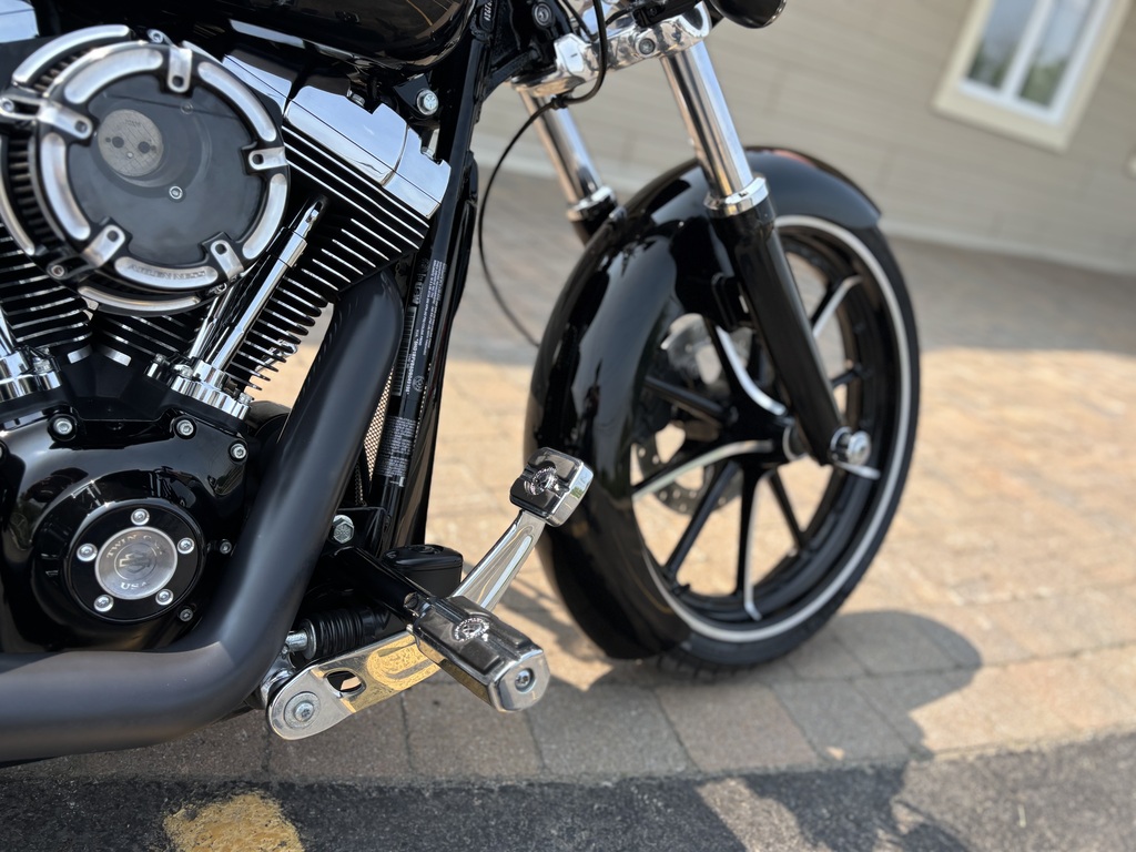 Harley-Davidson FXSB Breakout 2013