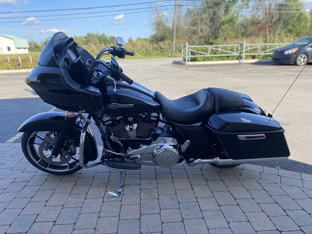 Harley-Davidson FLTRX Road Glide 2022