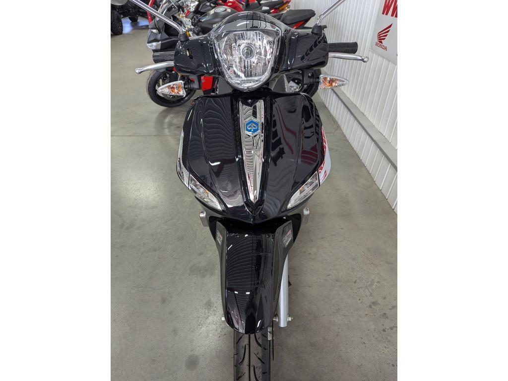 Piaggio Liberty 50 2024