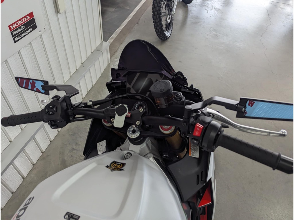 Aprilia Tuono V4 1100 2022