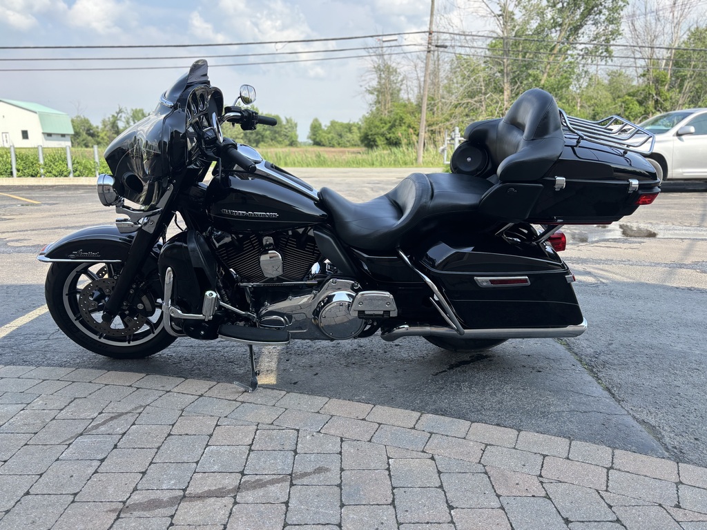 Harley-Davidson FLHTK Electra Glide Ultra Limited 2014