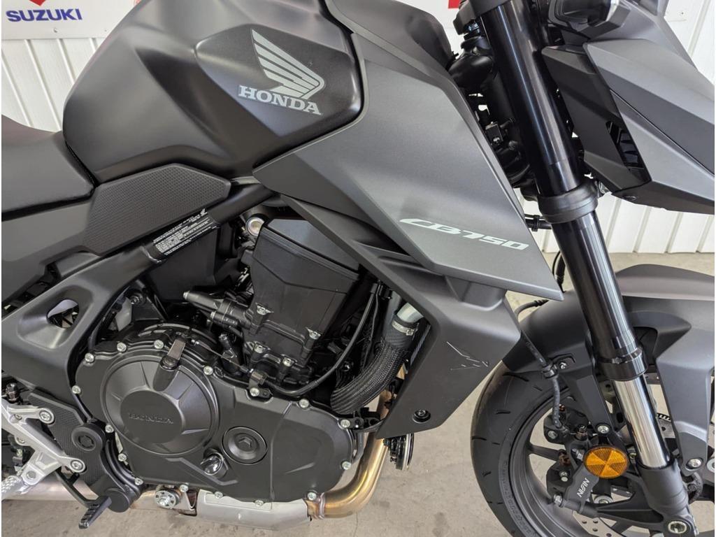 Honda CB750 2025