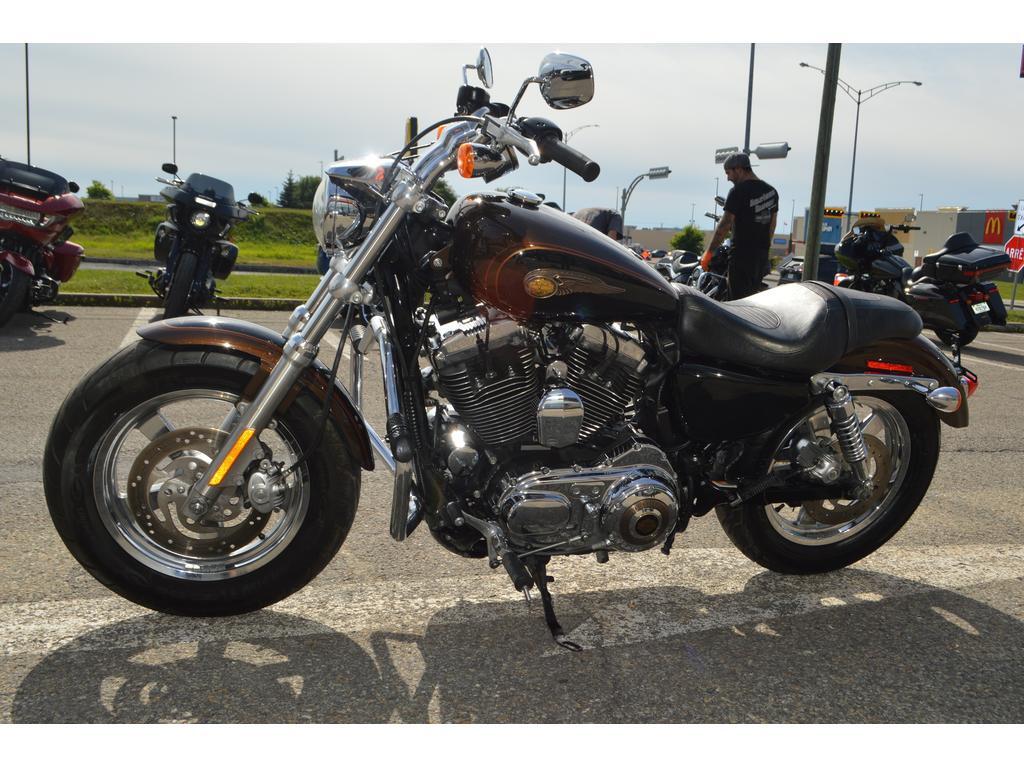 Harley-Davidson XL1200C 2013