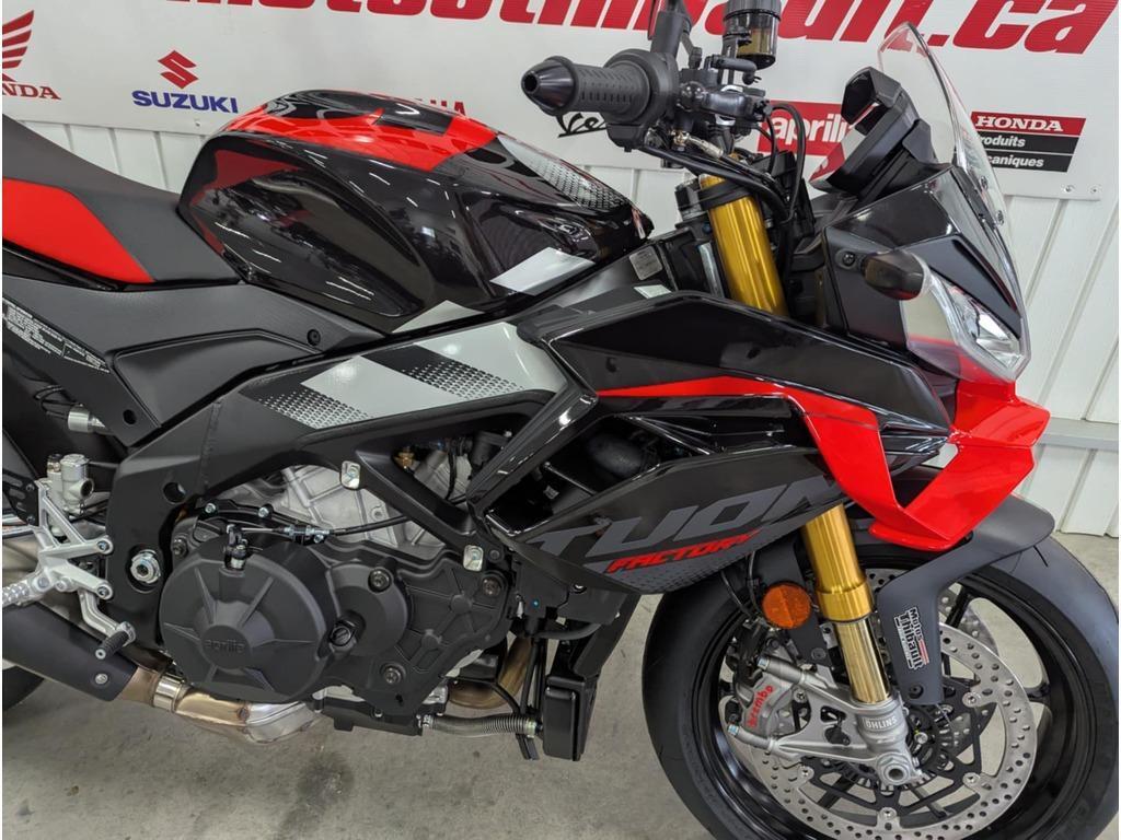 Aprilia Tuono V4 1100 Factory 2026