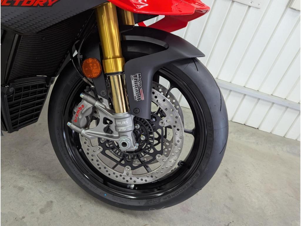 Aprilia Tuono V4 1100 Factory 2026