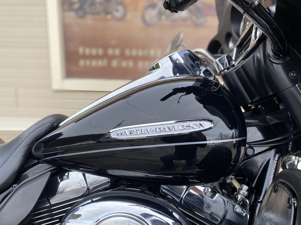 Harley-Davidson FLHTK Electra Glide Ultra Limited 2013