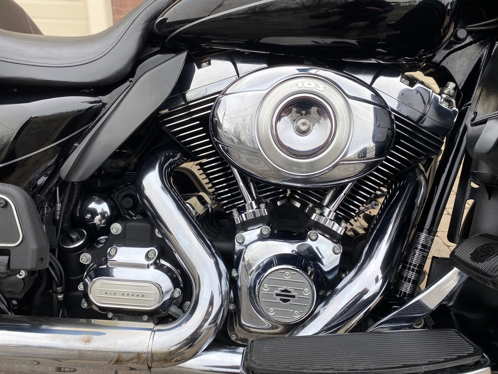 Harley-Davidson FLHTK Electra Glide Ultra Limited 2013