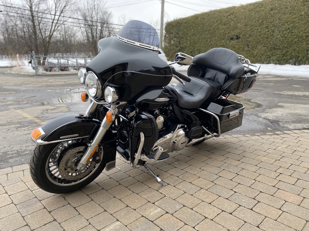 Harley-Davidson FLHTK Electra Glide Ultra Limited 2013