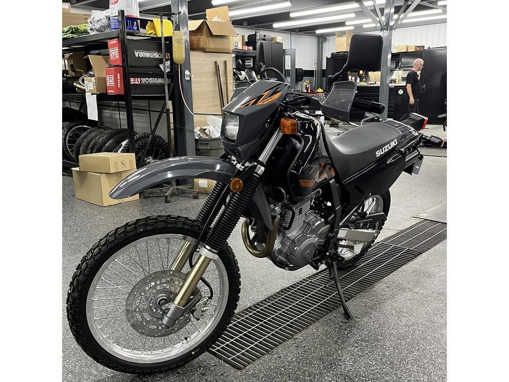 Suzuki DR650SE 2025