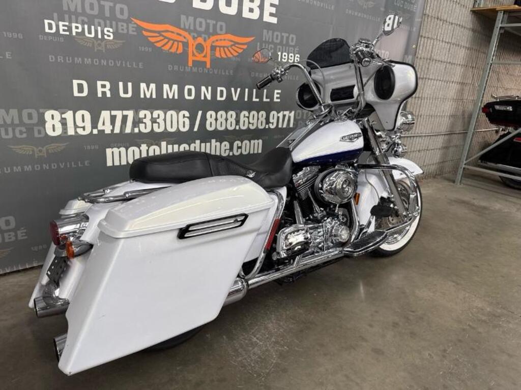 Harley-Davidson FLHRC Road King Classic 2007