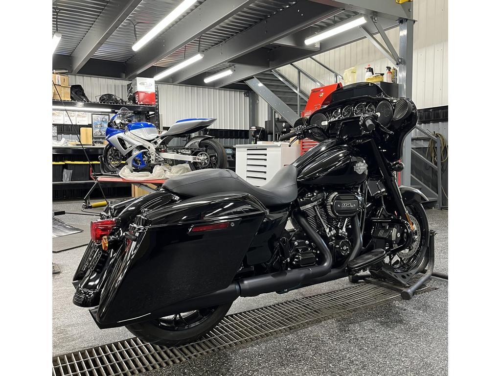 Harley-Davidson FLHXS Street Glide Special 2022