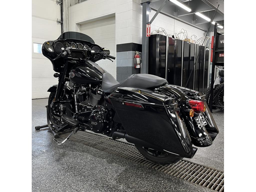 Harley-Davidson FLHXS Street Glide Special 2022