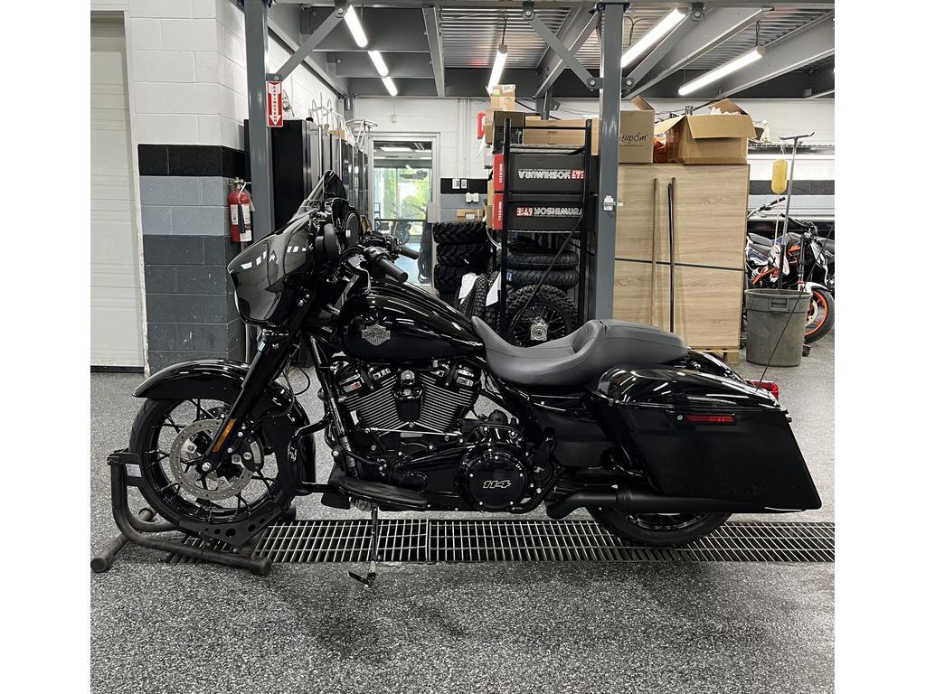 Harley-Davidson FLHXS Street Glide Special 2022