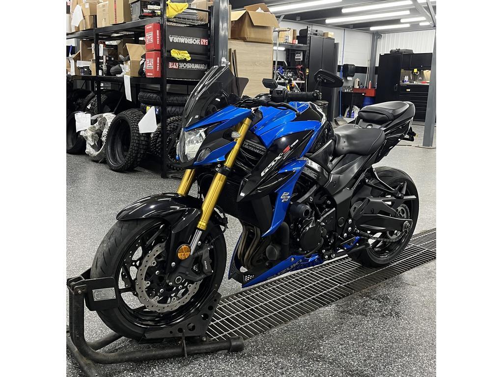 Suzuki GSXS 750 2018